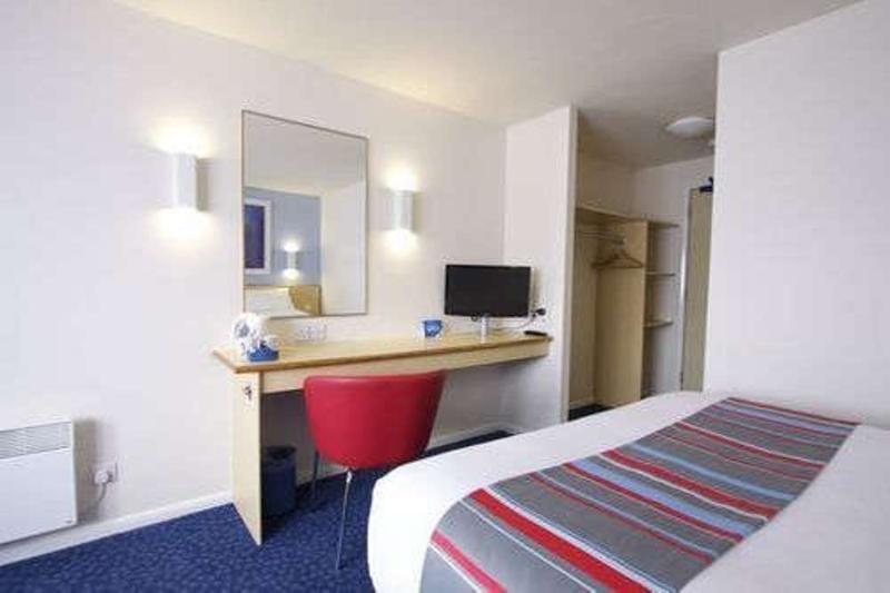 แทรเวลลอดจ์ ซันเดอร์แลนด์ ไฮสตรีทเวสต์ Hotel ภายนอก รูปภาพ